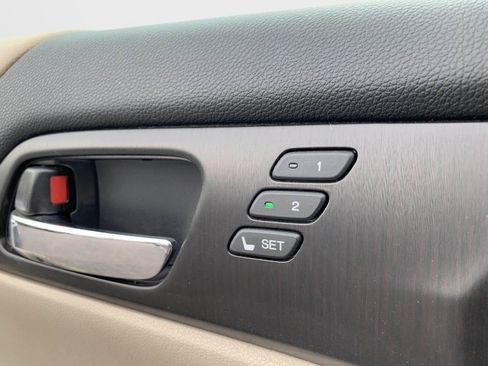 Used 2015 Honda Accord EX-L image 9