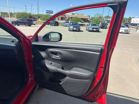 Used 2023 Honda HR-V Sport image 22