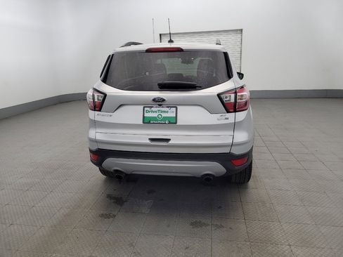 Used 2017 Ford Escape SE w/ Equipment Group 201A image 7