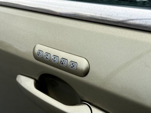 Used 2013 Ford Edge Limited w/ Canadian Touring Pkg image 37