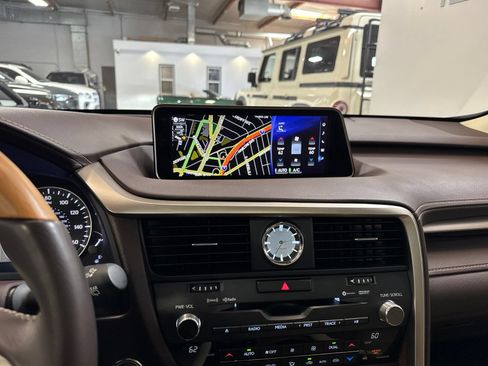 Used 2018 Lexus RX 350 FWD w/ Premium Package image 31