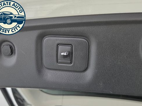 Used 2019 INFINITI QX60 Pure AWD/4WD image 38