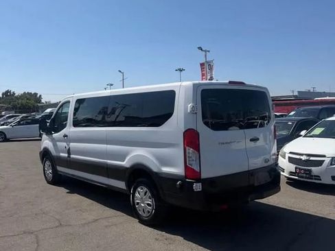 Used 2016 Ford Transit 350 XLT RWD image 5