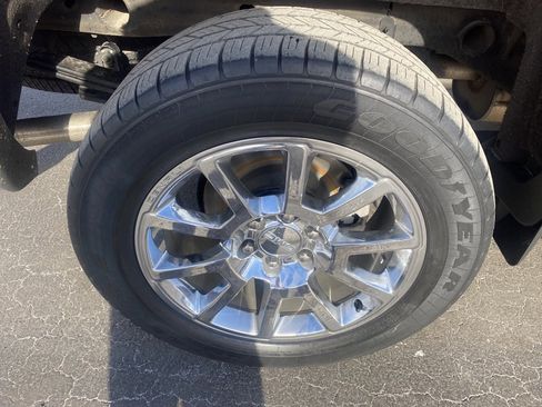 Used 2018 GMC Sierra 1500 Denali image 30