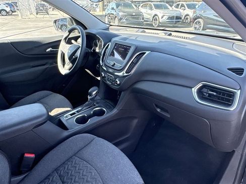 Certified 2024 Chevrolet Equinox LT w/ LPO, Floor Liner Package image 27
