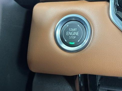 New 2026 GMC Canyon AT4 AWD/4WD image 24