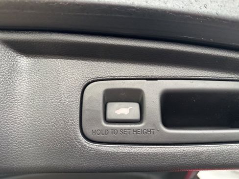 Used 2023 Honda CR-V EX-L image 5