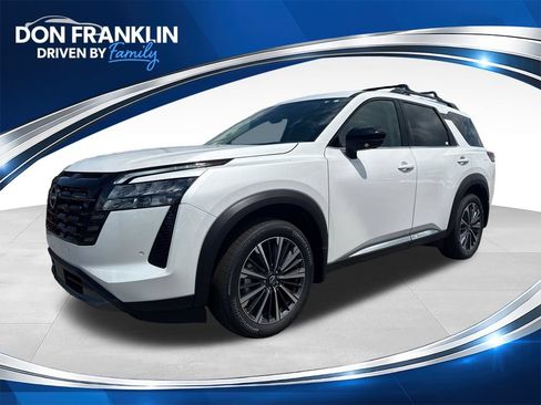 New 2026 Nissan Pathfinder Platinum w/ Cargo Package AWD/4WD image 1