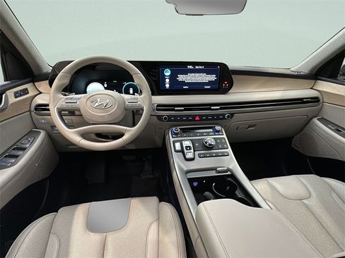 Used 2023 Hyundai Palisade Limited image 24