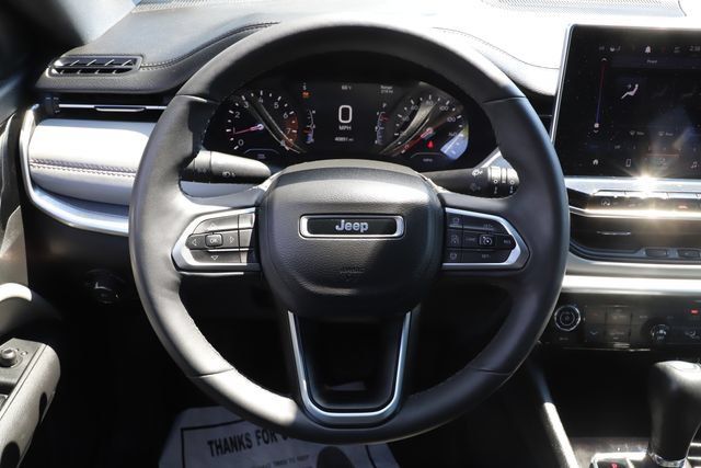 Used 2025 Jeep Compass Limited AWD/4WD image 22