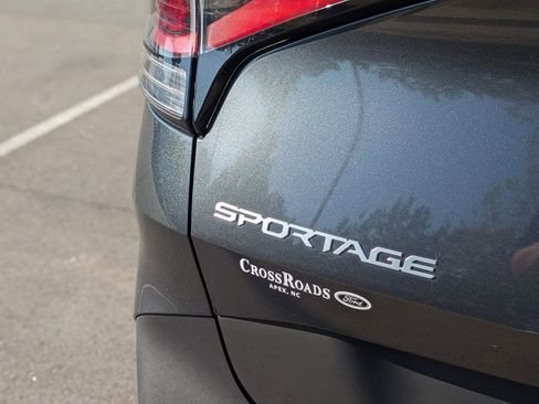Used 2023 Kia Sportage EX FWD image 34