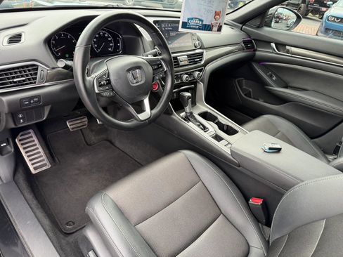 Used 2019 Honda Accord Sport image 5