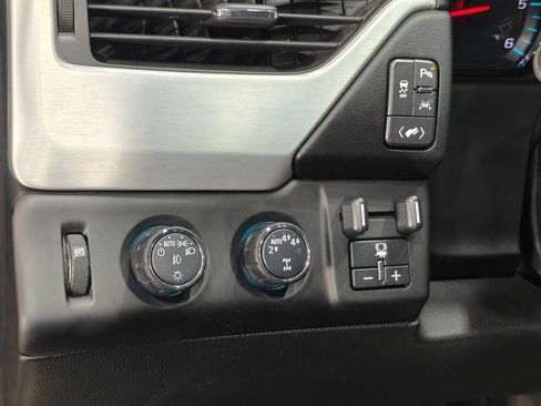 Used 2020 GMC Yukon SLT w/ Premium Edition AWD/4WD image 9
