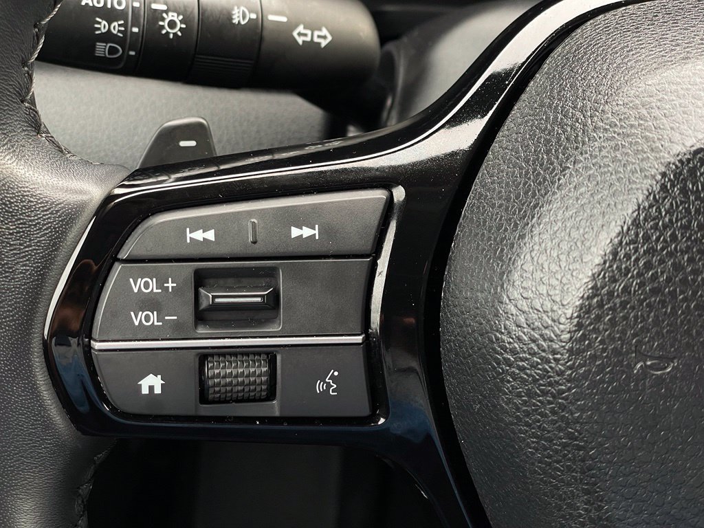 Certified 2025 Honda Pilot Touring image 15
