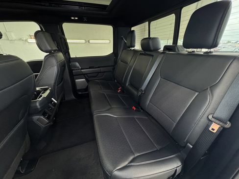 Used 2025 Ford F150 Lariat AWD/4WD image 24