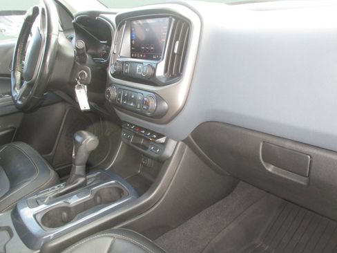 Used 2021 Chevrolet Colorado Z71 image 22