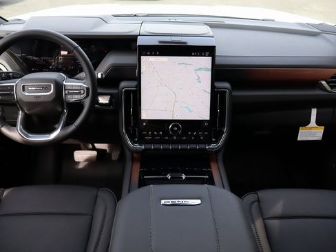 New 2026 GMC Yukon XL Denali w/ Sun & Power Step Package image 9