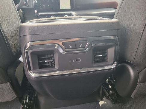 New 2026 GMC Sierra 1500 Denali w/ Denali Reserve Package AWD/4WD image 29