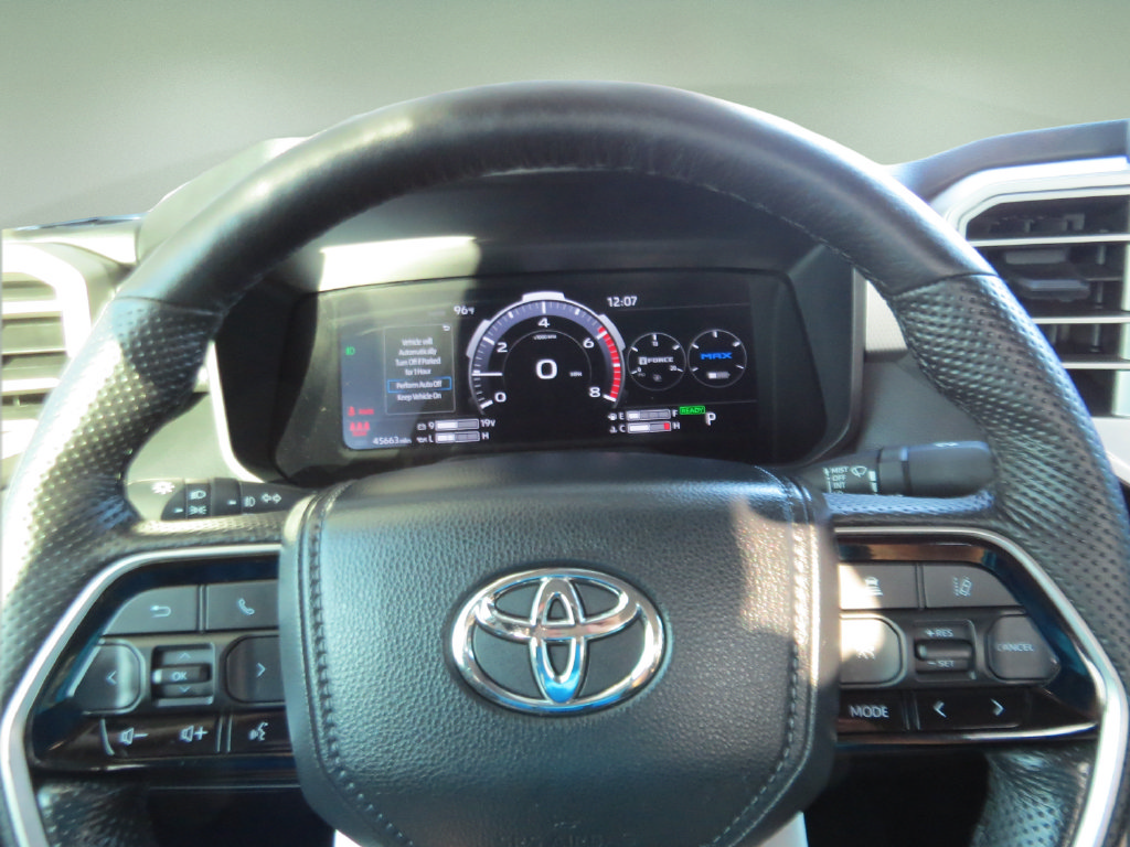 Used 2024 Toyota Tundra Limited AWD/4WD image 23