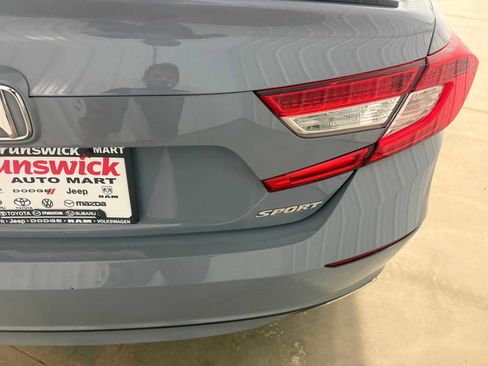 Used 2022 Honda Accord Sport image 18