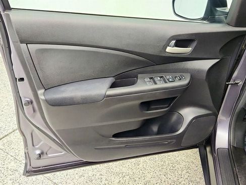Used 2015 Honda CR-V LX image 10