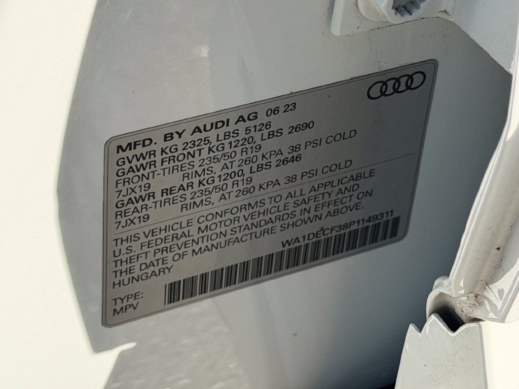 Used 2023 Audi Q3 2.0T Premium w/ Convenience Package AWD/4WD image 29