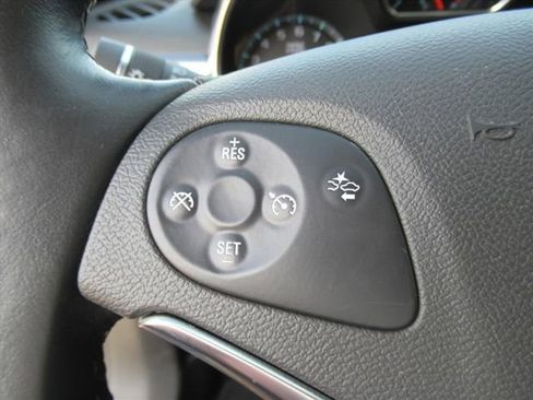 Used 2017 Chevrolet Impala LT w/ Leather Package image 21