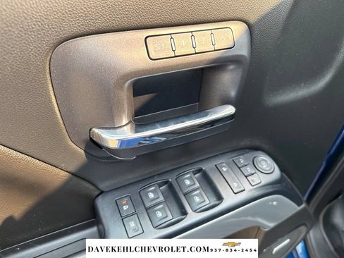 Used 2017 Chevrolet Silverado 2500 LTZ w/ Vortec Plus Package AWD/4WD image 9