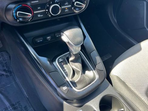Used 2020 Kia Soul LX FWD image 18