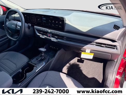 Certified 2025 Kia K4 EX image 13
