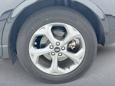 Used 2023 Ford Escape ST-Line w/ Tech Pack #1 AWD/4WD image 12