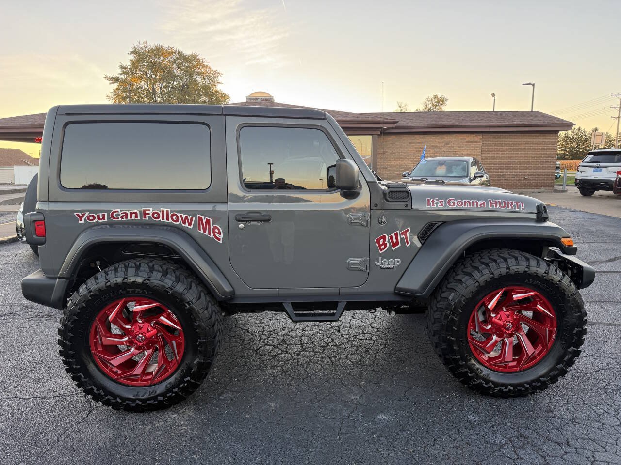 Used 2020 Jeep Wrangler Sport AWD/4WD image 6