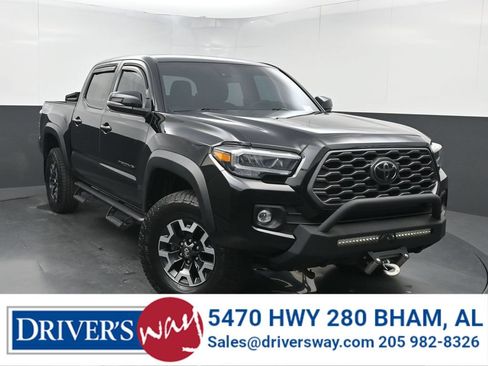 Used 2021 Toyota Tacoma TRD Off-Road AWD/4WD image 1