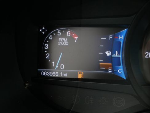 Used 2017 Ford Edge Titanium w/ Equipment Group 301A AWD/4WD image 32