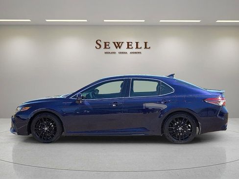 Used 2022 Toyota Camry XSE image 2