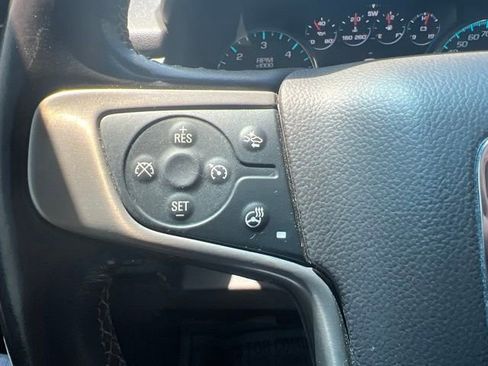 Used 2019 GMC Yukon Denali w/ Open Road Package AWD/4WD image 17
