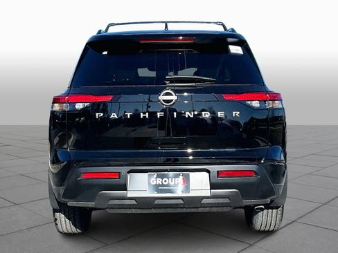 New 2026 Nissan Pathfinder SV image 4