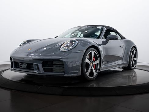 New 2026 Porsche 911 Carrera 4S image 22