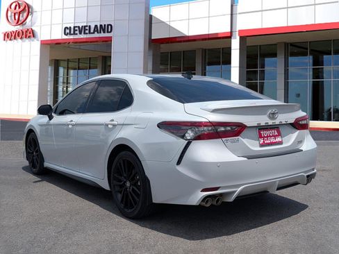 Used 2022 Toyota Camry XSE w/ Navigation Package FWD image 4