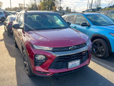 Used 2021 Chevrolet TrailBlazer RS w/ Technology Package AWD/4WD image 1