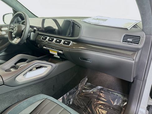New 2026 Mercedes-Benz GLE 63 AMG S image 31