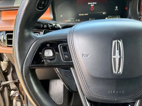 Used 2020 Lincoln Aviator Reserve w/ Equipment Group 202A AWD/4WD image 23
