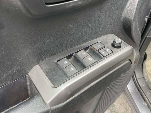 Used 2023 Toyota Tacoma SR5 image 28