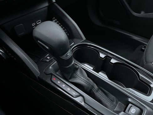 Used 2025 Chevrolet TrailBlazer LT image 42