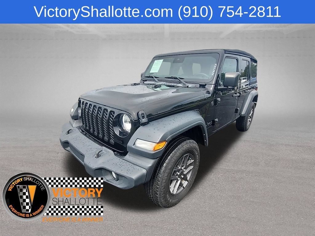 Used 2024 Jeep Wrangler Unlimited Sport AWD/4WD image 16