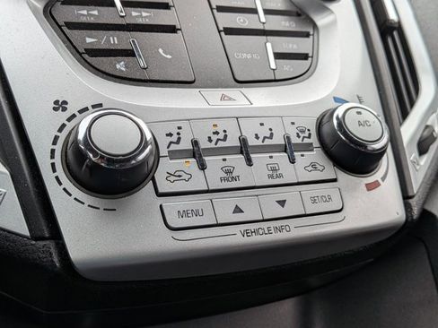 Used 2017 GMC Terrain SLE AWD/4WD image 13