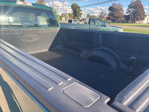 Used 2009 Ford F150 XL image 19