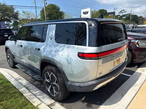 Used 2024 Rivian R1S Adventure AWD/4WD image 3