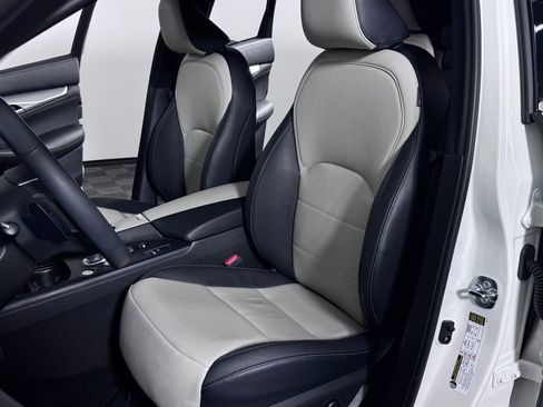 Certified 2023 INFINITI QX55 Luxe w/ Cargo Package image 21