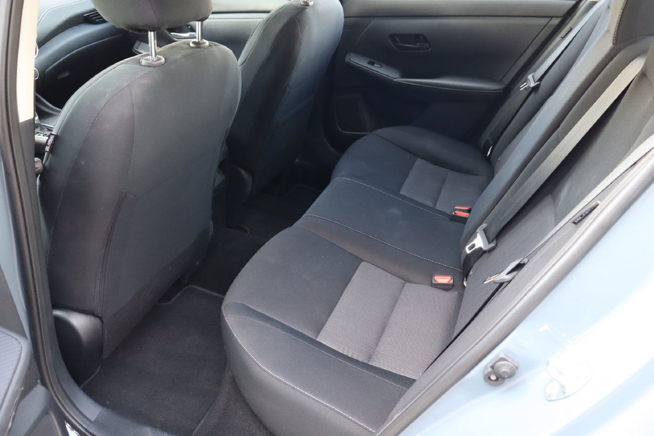 Used 2024 Nissan Sentra SV w/ Trunk Package FWD image 5